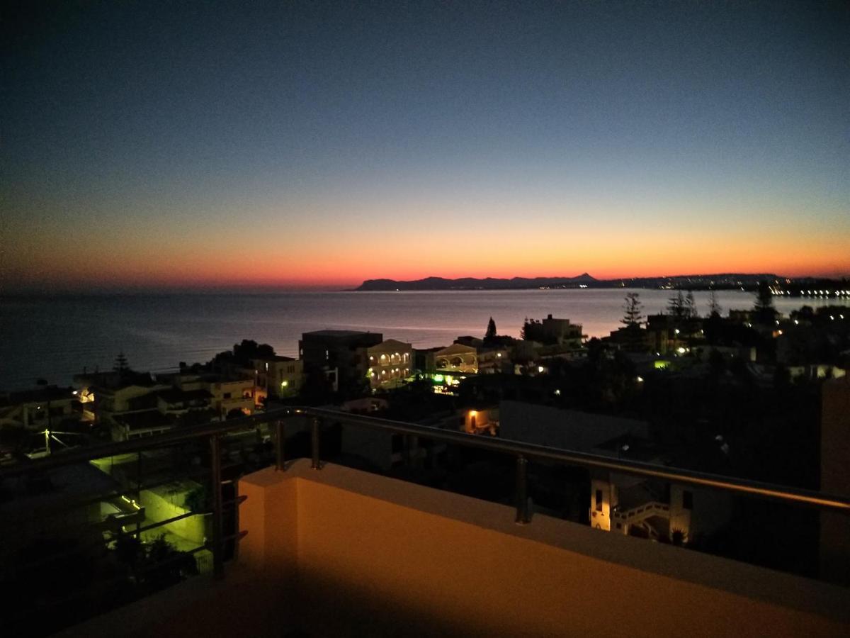Rubini Homes Agia Marina エクステリア 写真