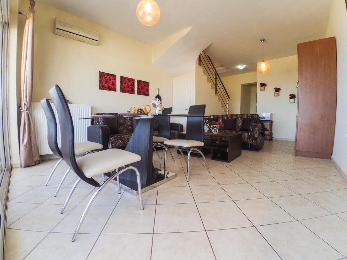 Rubini Homes Agia Marina エクステリア 写真