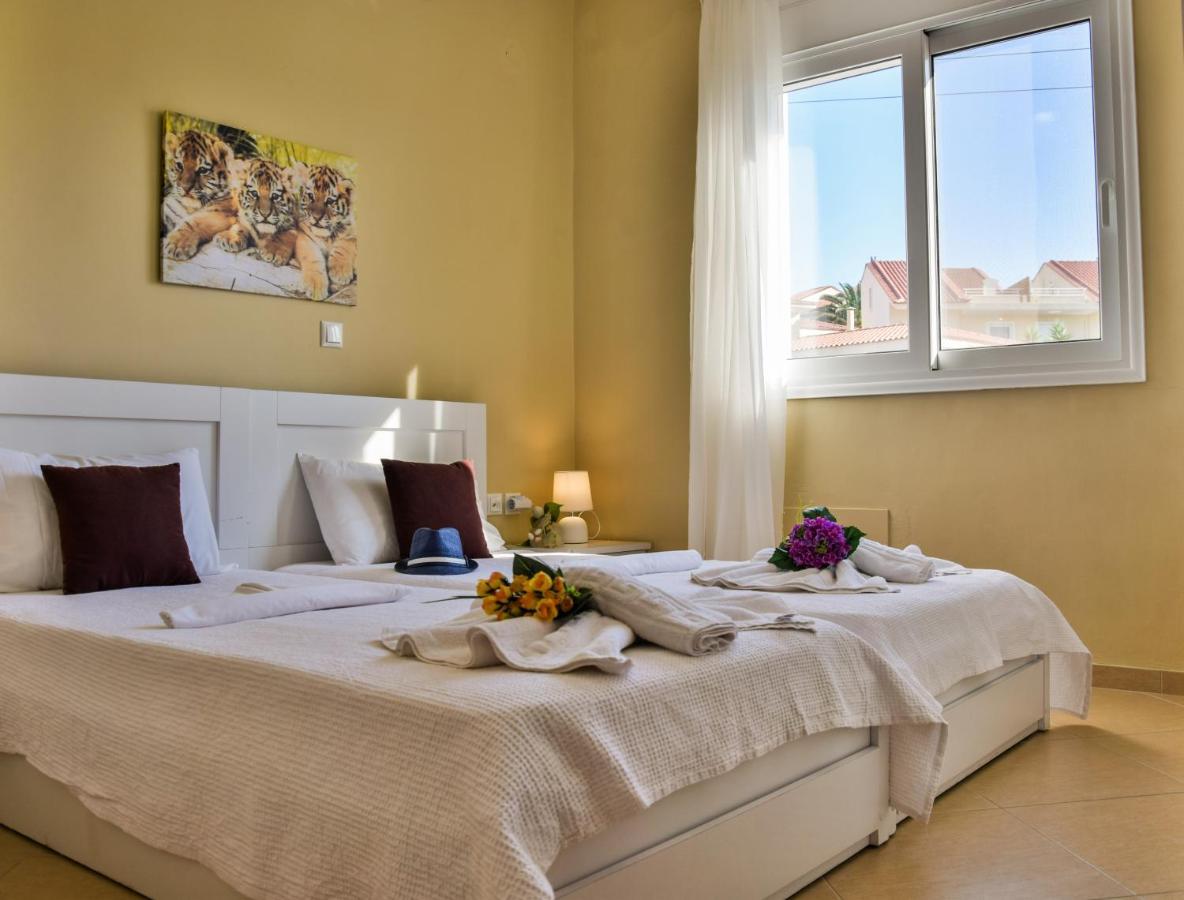 Rubini Homes Agia Marina エクステリア 写真